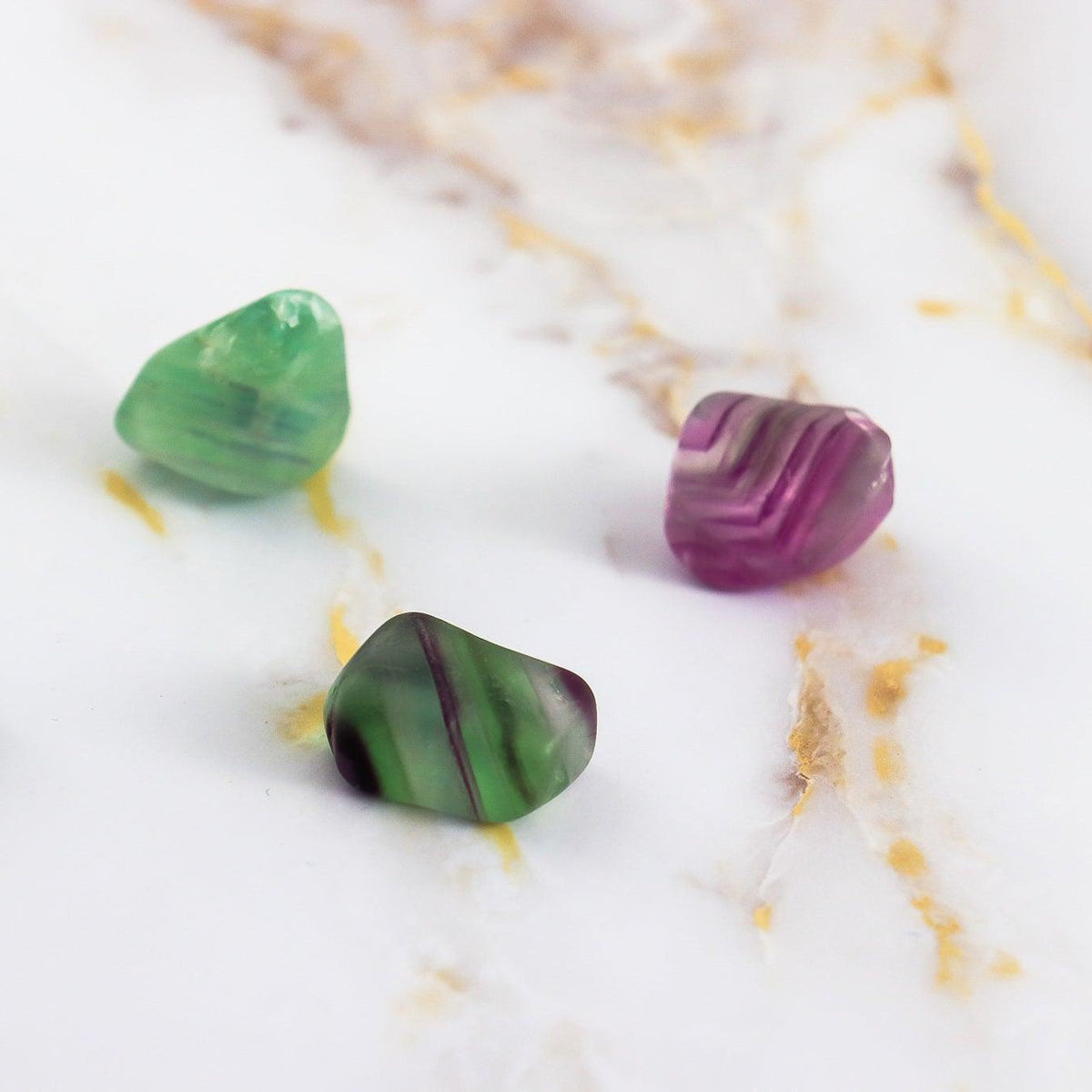 Pierre roulée en Fluorite multicolore